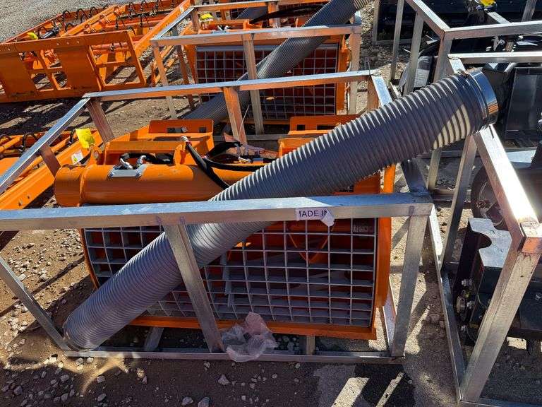 2025 Landhonor Unused DCM-11-250G Skidsteer Double Discharge Concrete Mixer image