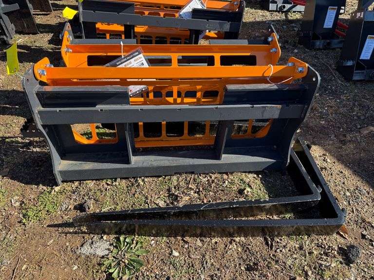 2025 Wolverine Unused PF-11-3500G Skidsteer Pallet Forks image