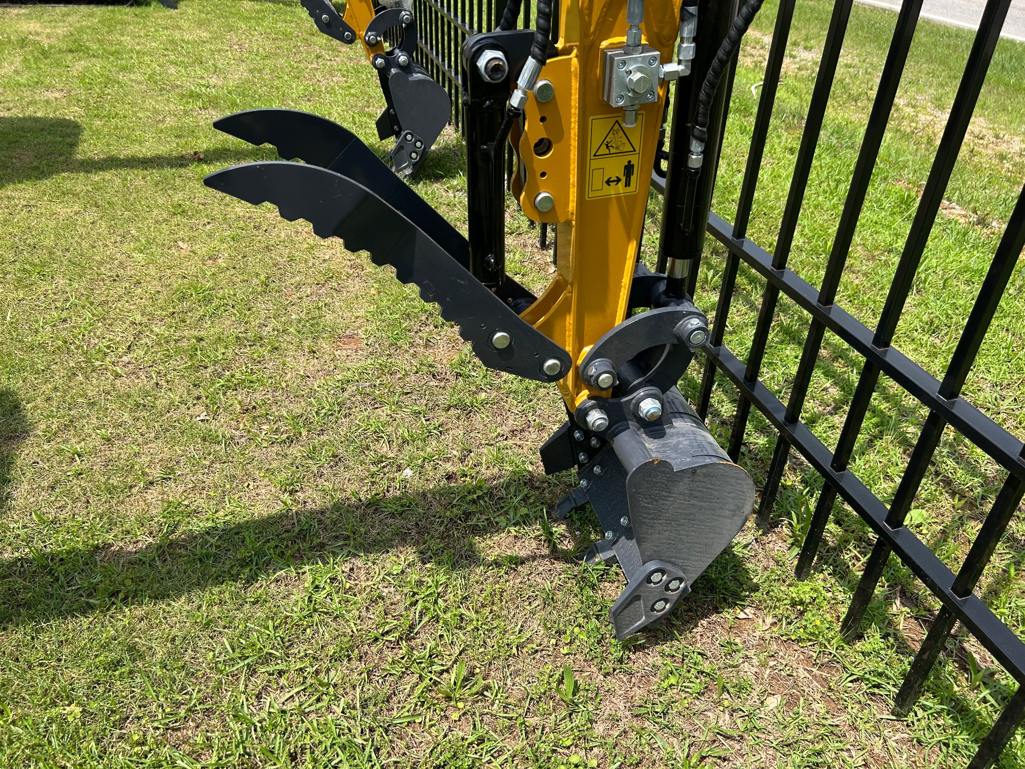 Lot image 13