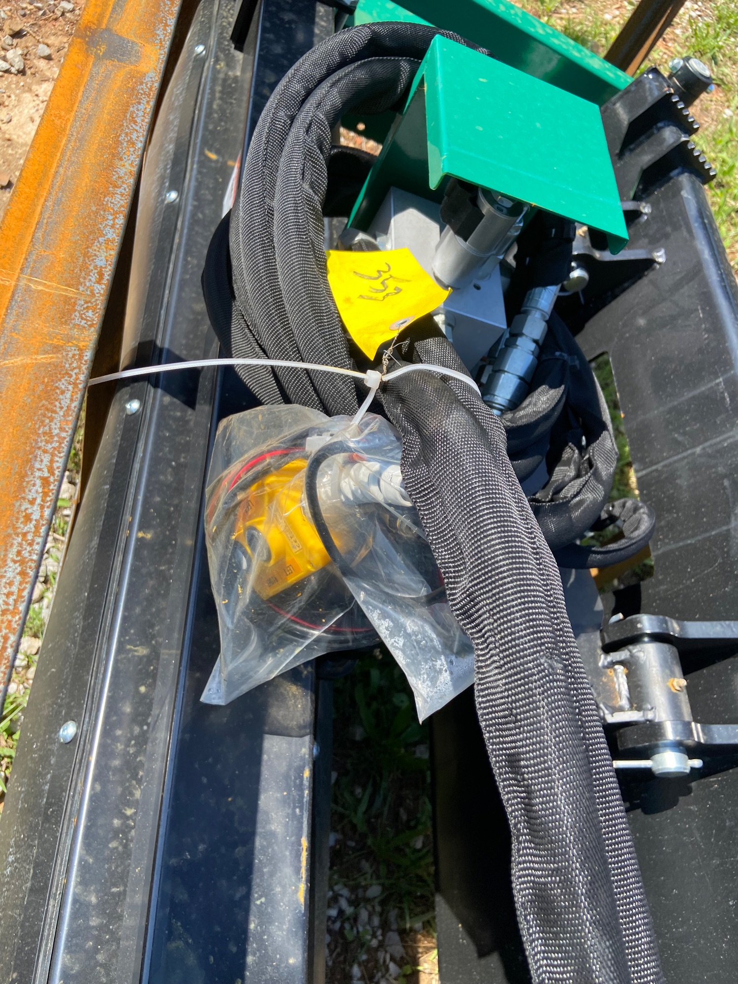 Lot image 6