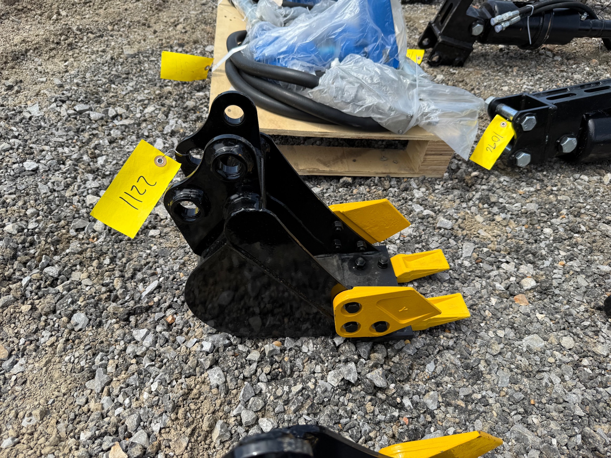 Lot image 1