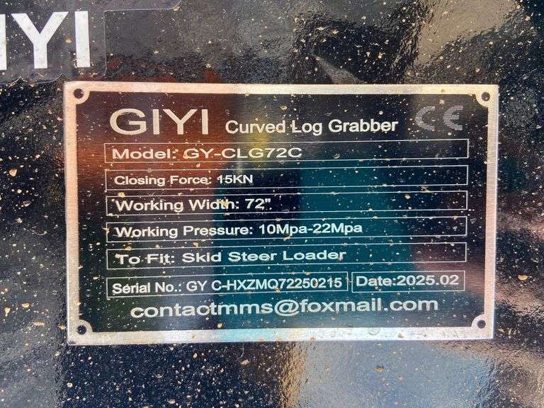 2025 GIYI Unused GY-CLG72C Skid Steer Curved Log Grabber