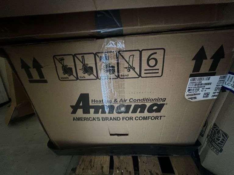 Amana 15,000 BTU PTAC Unit with Heat image