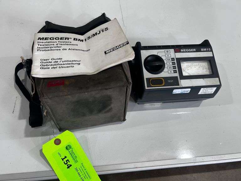 "MEGGER" MODEL BMIS/MJ15 INSULATION TESTER WITH CASE image