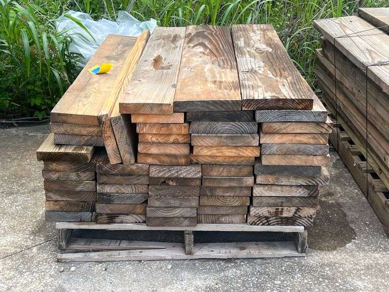 Lot - Assorted Untreated Lumber image