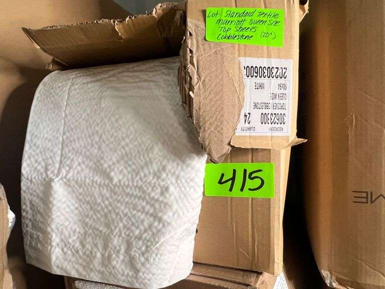 Lot - (20+) Standard Textile Marriott Queen Size Top Sheets image