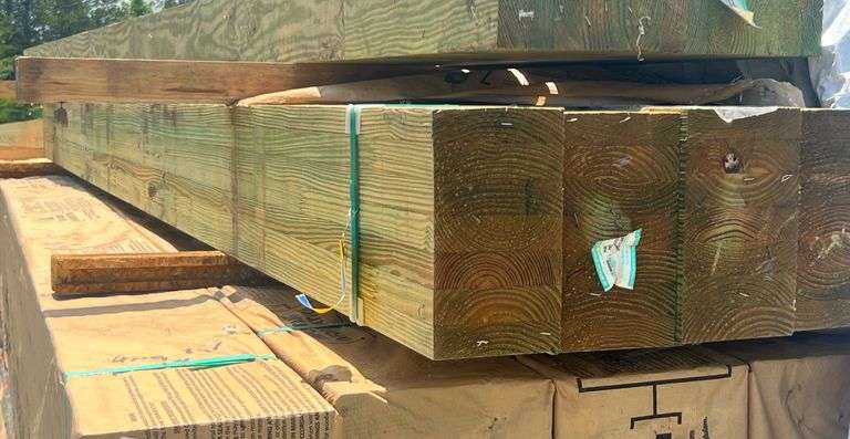 -Lot - (4) GluLam Treated Lumber - 5-1/4" x 9-1/4" x 14' image