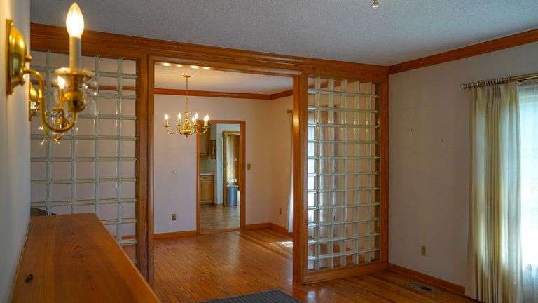 BID HERE - 1725 4th Ave South Irondale, AL