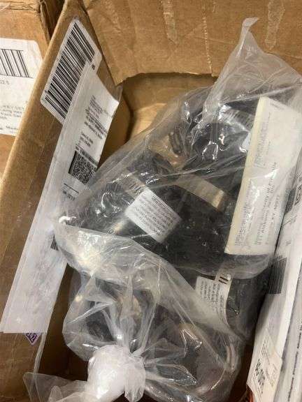 Lot - Flexible Pipe Couplings image