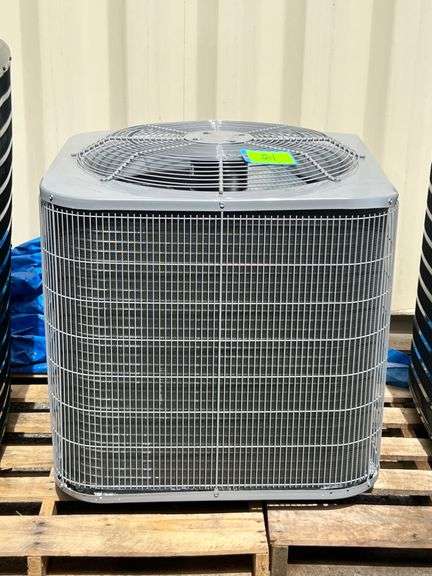 ACiQ 2 Ton Heat Pump image