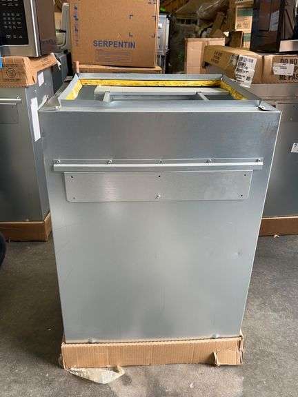 Goodman 2.5 Ton Wall Mounted Air Handler image