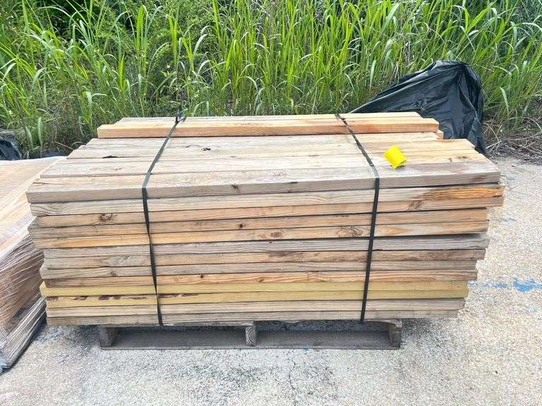 Lot - Assorted Lumber image