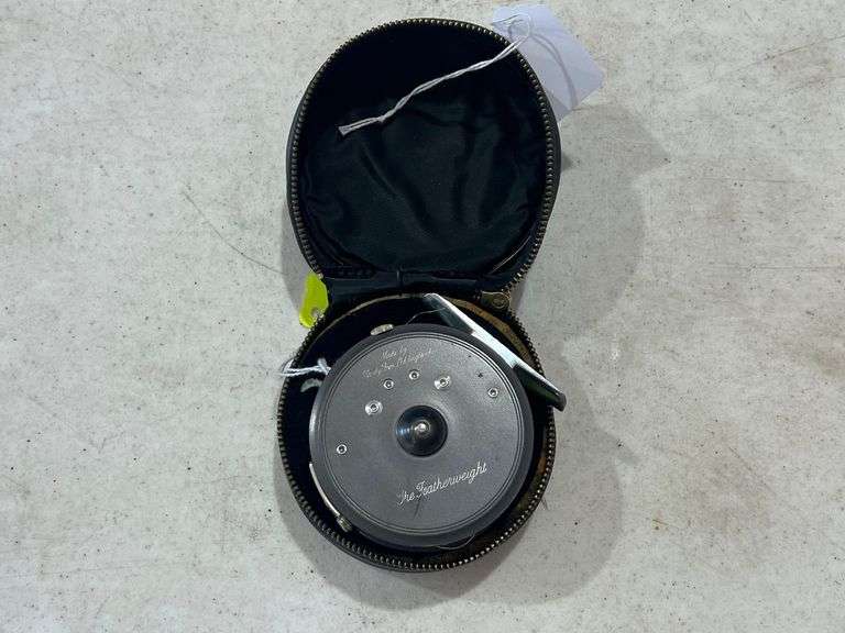 Hardy Bros Ltd "The Featherweight" Fly Fishing Reel image