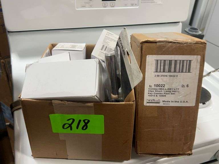 Lot - Assorted Bath and Hex Tools image