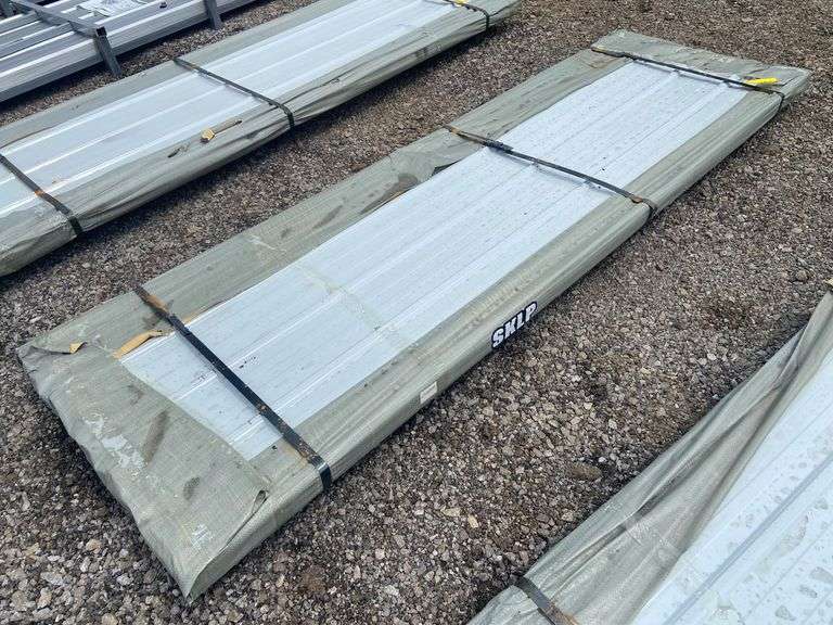 SKLP Unused 10FT Metal Panels-100 Count