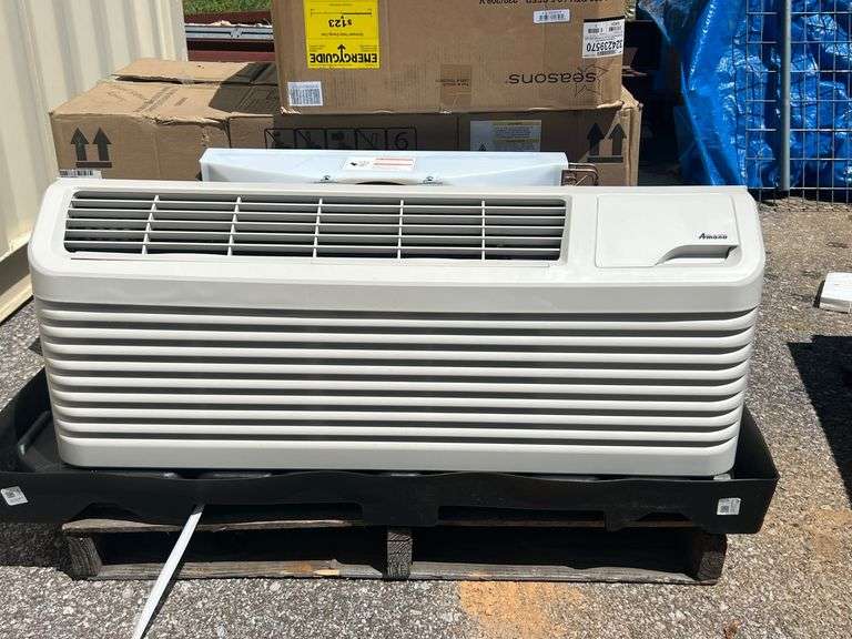 *Updated* Amana 14,700 BTU PTAC Unit with Heat image