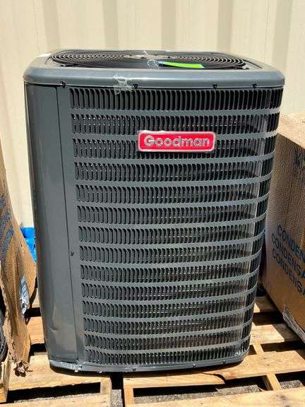 Goodman 2.5 Ton Heat Pump image