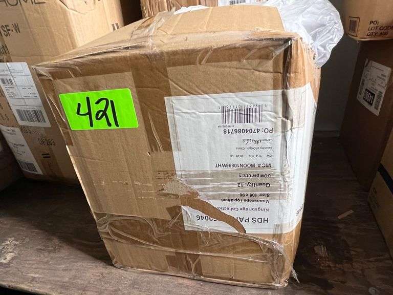 Lot - Kingsbridge Collection King Size Top Sheets image