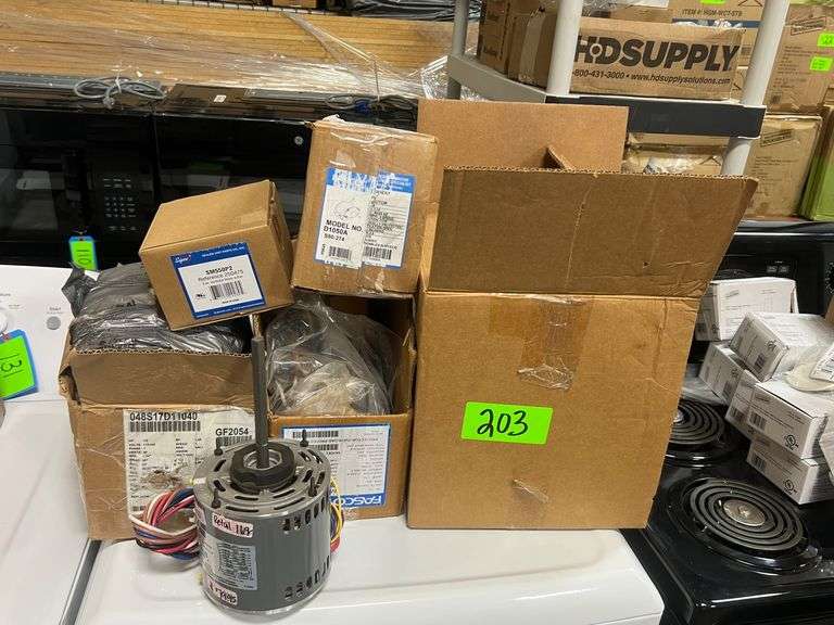 Lot - (5) Electric Motors image
