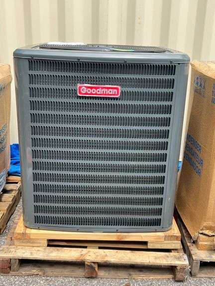 Goodman 5 Ton A/C Condenser image