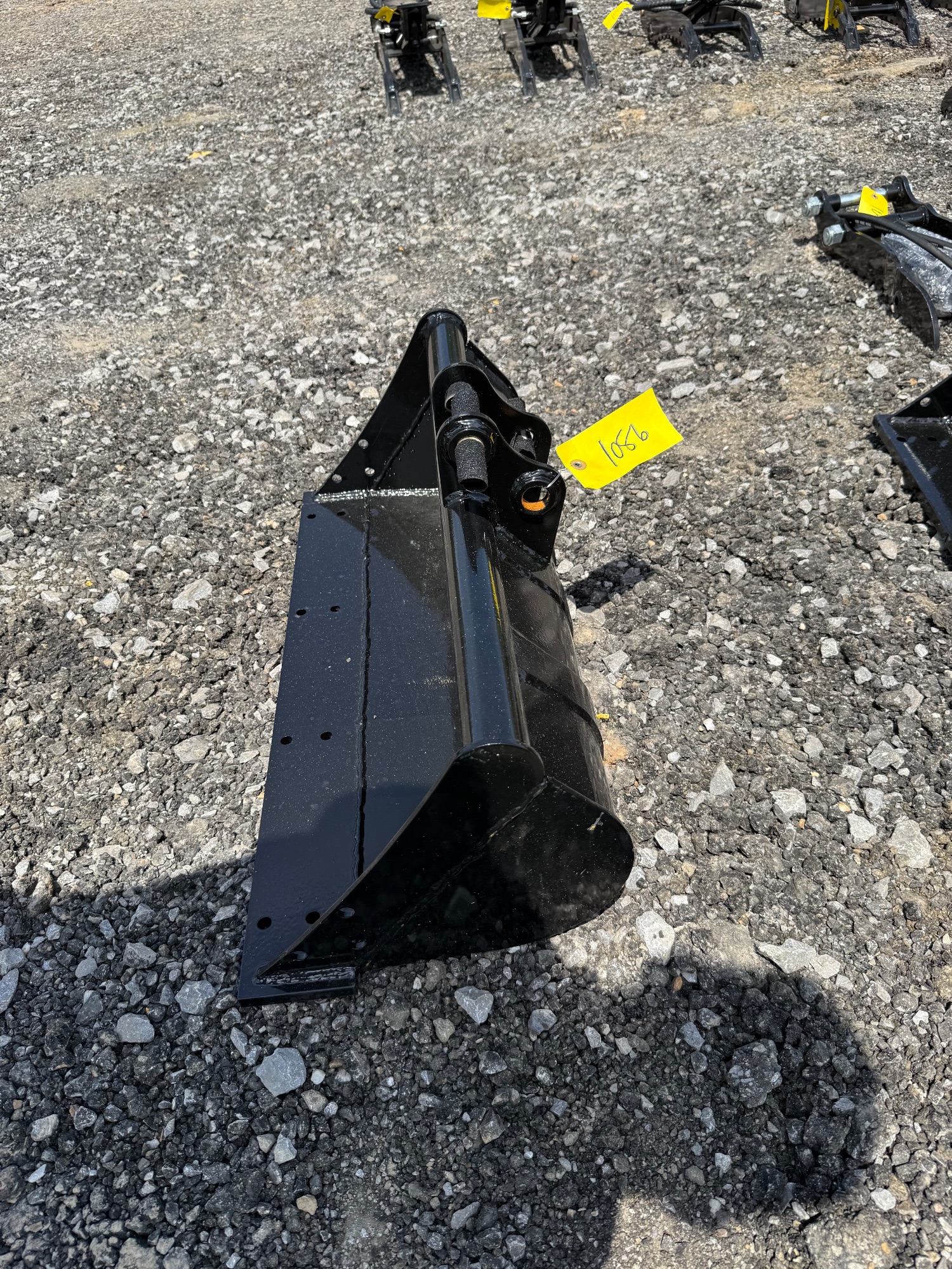 Lot image 3
