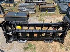 2025 GIYI Unused GY-CLG72C Skid Steer Curved Log Grabber