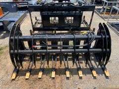 2025 GIYI Unused GY-CLG72C Skid Steer Curved Log Grabber