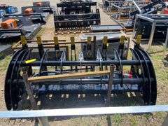 2025 GIYI Unused GY-CLG72C Skid Steer Curved Log Grabber