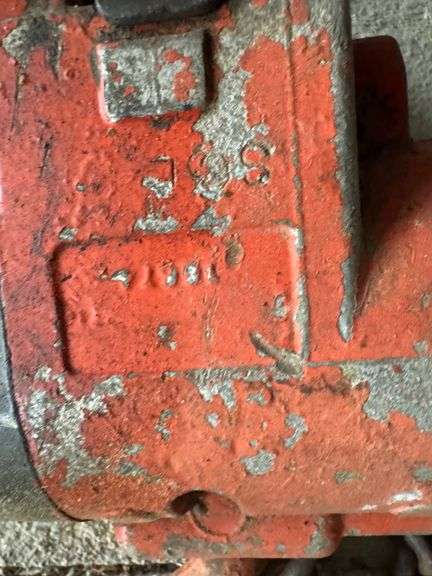 (2) Chain Hoist