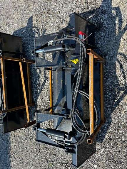 2025 GIYI Unused GY-PG72C Skidsteer Plate Grabber