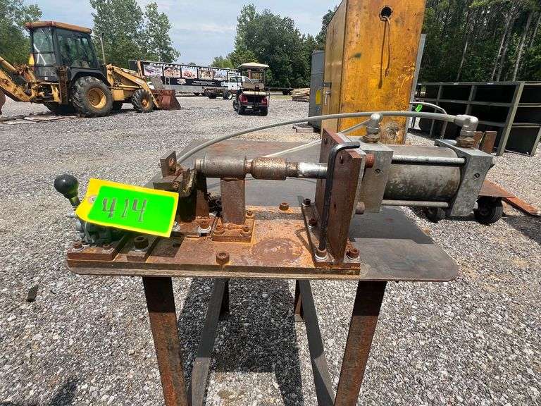 Steel Table - 24in L x 36in W x 36.5in L