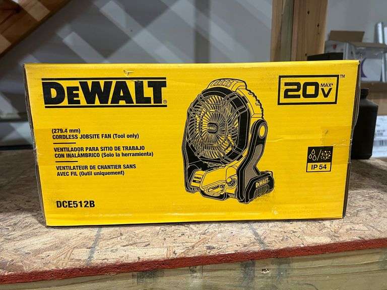 New Dewalt 20V Jobsite Fan - Tool Only