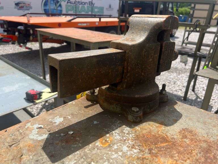 Steel Work Table with Vise - 48in x 24in x 43.5in