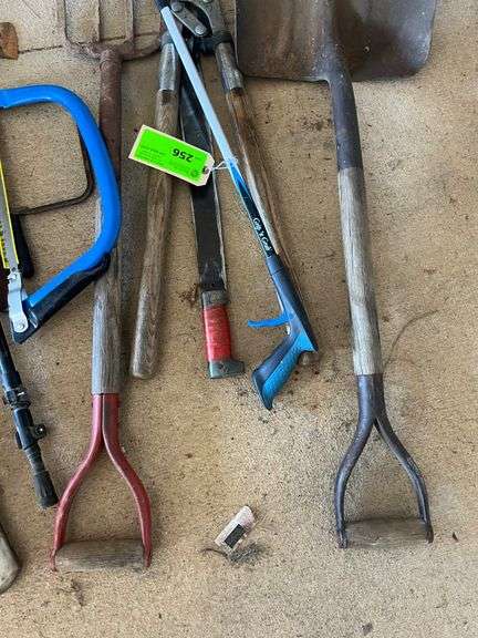 Lot - Yard Tools