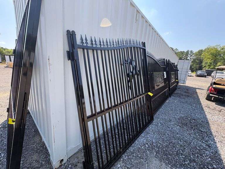 2025 Miva Unused Decorated Entrance Gates