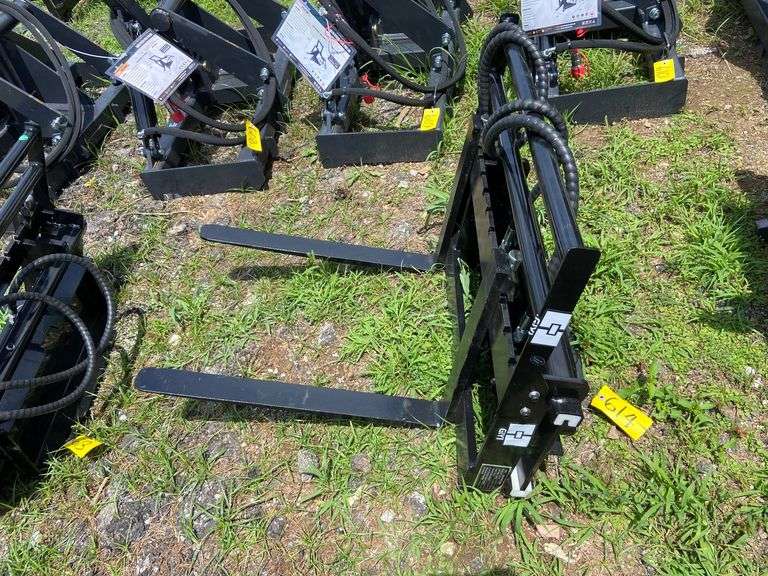 2025 GIYI Unused GY-CYHC Mini Skid Steer Side Shift Pallet Forks with 2'5" Forks