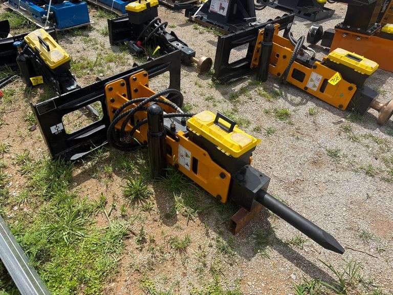 2025 GIYI Unused 680 Skidsteer Hydraulic Hammer