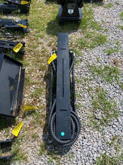 2025 GIYI Unused 5T Hydraulic Thumb Clamp