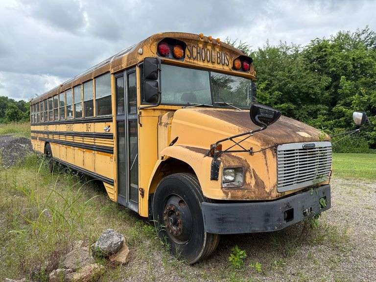 1999 Freightliner FS65 Blue Bird School Bus