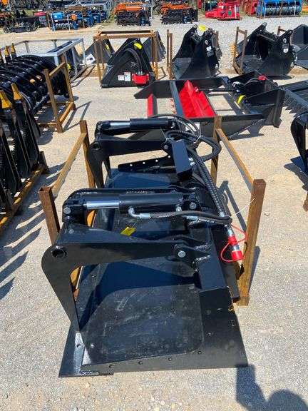 2025 GIYI Unused GY-PG72C Skid Steer Plate Grabber-Grapple