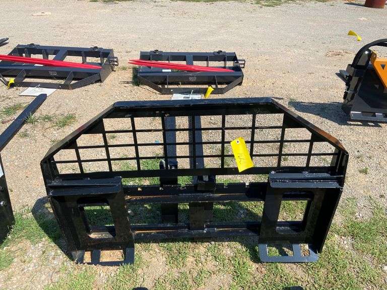 2025 GIYI Unused Skid Steer Pallet Forks