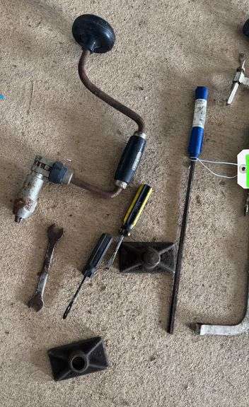 Lot - Assorted Tools