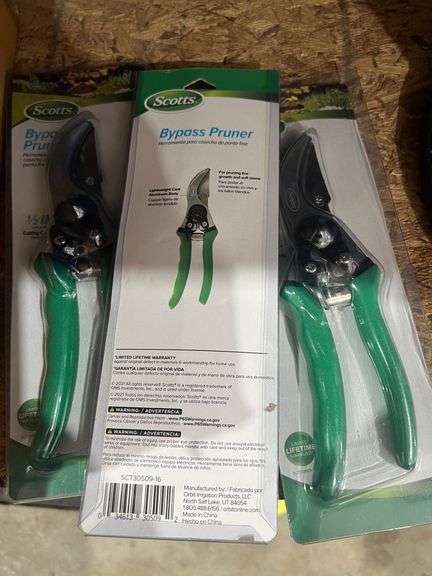 (3) Scotts Pruners