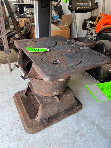 Cast Iron Oven