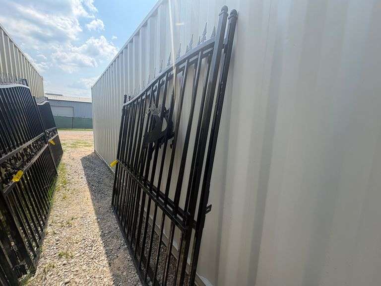 2025 Miva Unused Decorated Entrance Gates