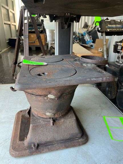 Cast Iron Oven