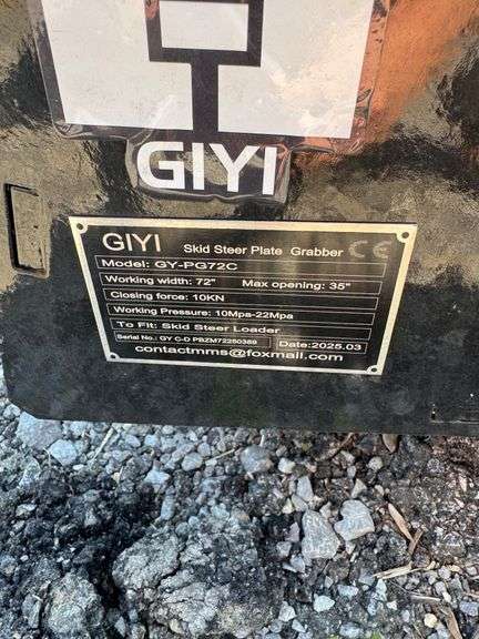 2025 GIYI Unused GY-PG72C Skidsteer Plate Grabber