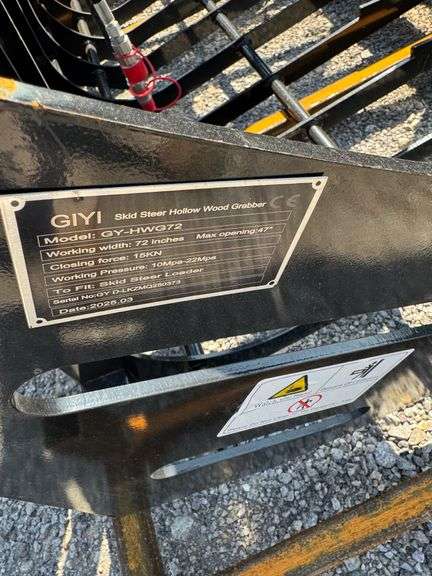 2025 GIYI Unused GY-HWG72  Skidsteer Hollow Wood Grabber