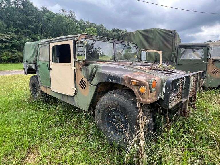 1989 AM General 4x4 Cargo/Troop Carrier Humvee