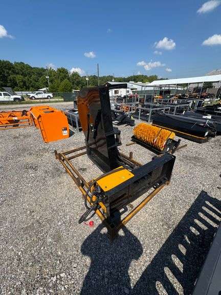 2025 GIYI Unused GY-ECA63 Skid Steer Articulating Brush Cutter